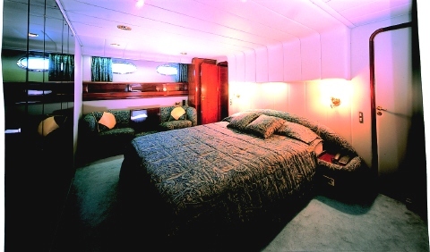 Mission Hill — 72ft Luxury Motor Yacht — bedside view 7