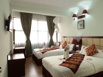 Renting out with online payment: hotel booking in lalibela